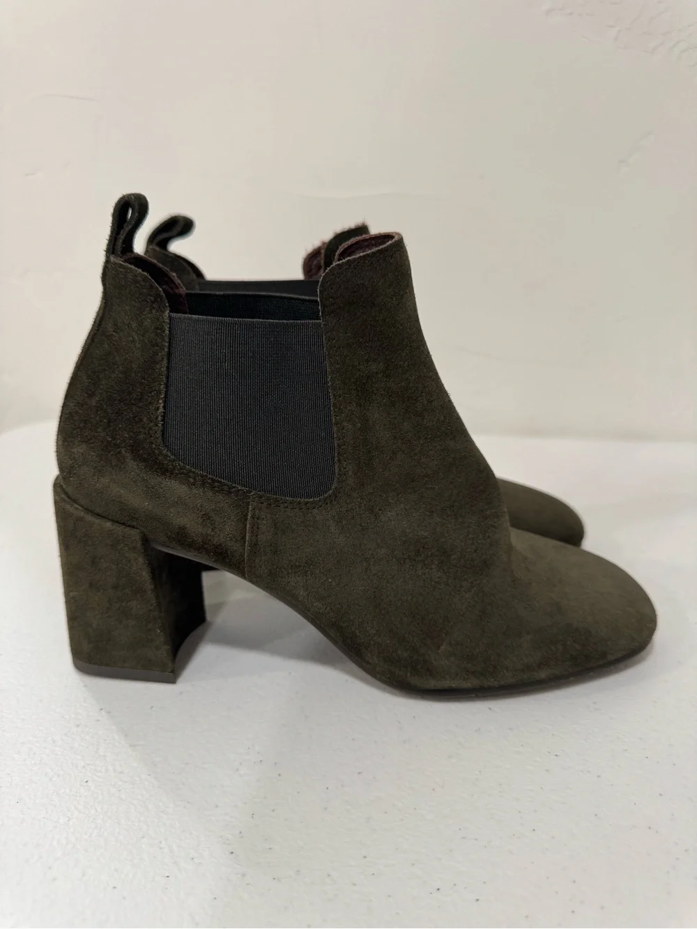 Pedro García Nenet Chelsea Dark Green Suede Block Heel Booties Women's 36.5